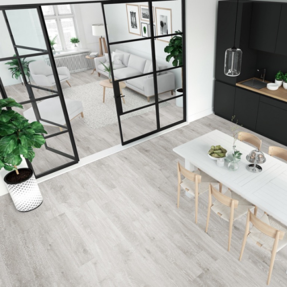 HAYEDO GRIS 23x120cm πλακάκι τύπου ξύλου της Keros, ιδανικό για δάπεδα και τοίχους σε εσωτερικούς και εξωτερικούς χώρους