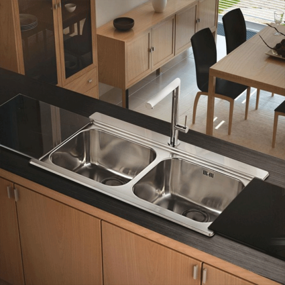 ΝΕΡΟΧΥΤΗΣ ΕΝΘΕΤΟΣ INOX (89,7X51) Iris 9320 BY APELL