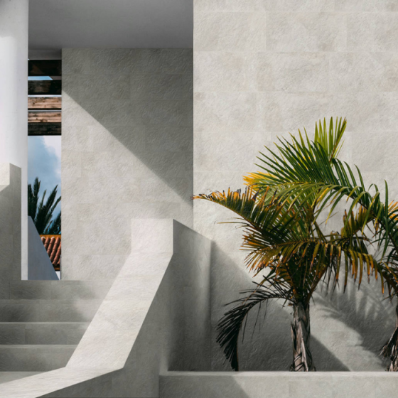 Keros Redstone Gris Anti-Slip 30×60 με σαγρέ αντιολισθητική υφή πέτρας